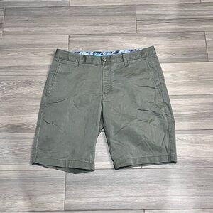Tommy Bahama Khaki Chino Shorts Mens 32 Golf Pockets Casual Stretch 10in Inseam